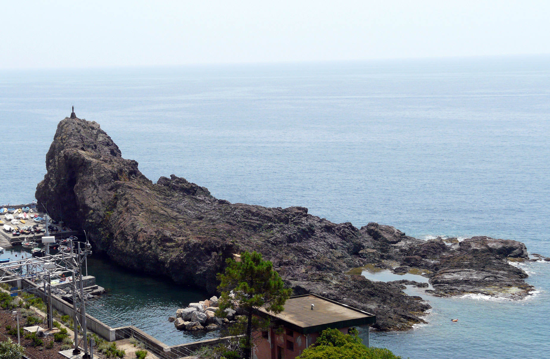 Scoglio Ciamia Framura