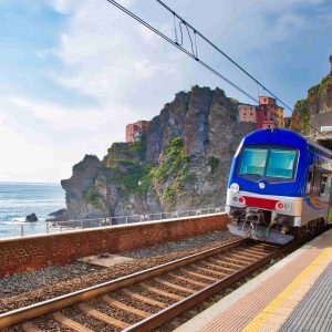 Stazione Cinque Terre, Manarola